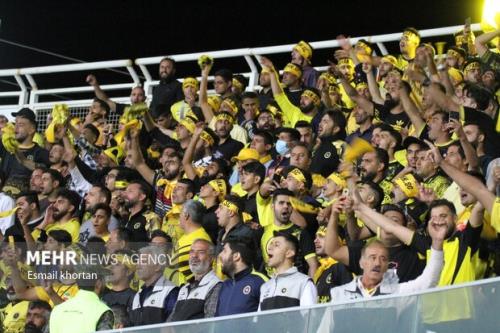 وریا در آغوش جیمی جامپ