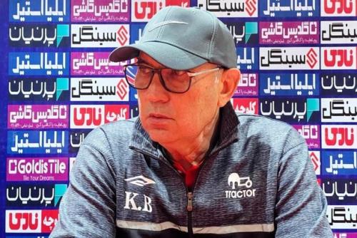 انتقاد از عملکرد بازیکنان تراکتور