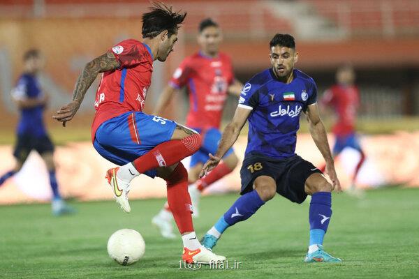 استقلال بهترین نمایش خودرا مقابل نساجی ارائه داد