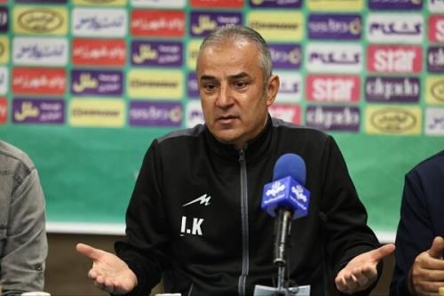 تا در پرسپولیس هستم خبری از باندبازی نیست بلدم چطور تنبیه کنم