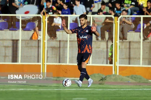سایپا در ضربه های پنالتی صدرنشین لیگ یک را حذف نمود