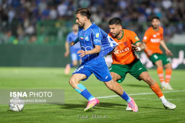 هافبک استقلال سه هفته دور از میادین