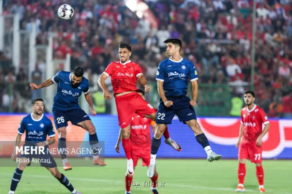 شکست پرسپولیس برابر گل گهر در نیمه اول