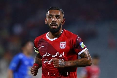اشكان دژاگه: از تیم ملی فوتبال در حد یك قهرمان حمایت نشد