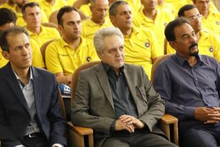 بازی با پرسپولیس سمفونی توهین بود، قلعه نویی چه گناهی كرده است؟